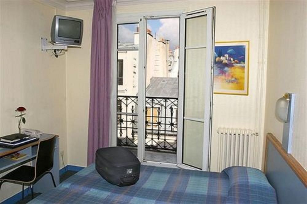 Hotel Amarys Simart Париж Екстериор снимка